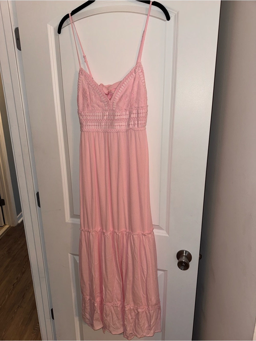 Women’s Pink Lace-Trim crochet tiered Maxi summer Dress - Spaghetti Straps